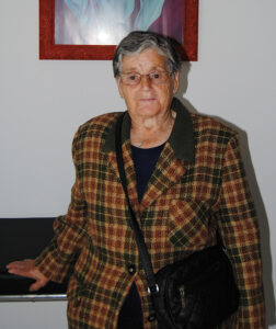 Avelina Pieto, 98 años, usuaria del programa en Biforcos, León.