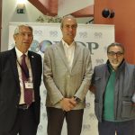 El alcalde de Jaraba, Joaquín Barriga Lorente y el Presidente de la Comarca de Calatayud, Ramón Dulce Maestro, junto al Presidente de UDP, Satur Álvarez. Asamblea 2017