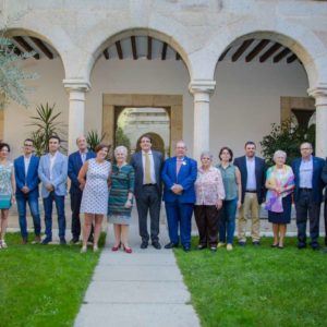 Paca Tricio, Presidenta de UDP, junto a Petri García presidenta de UDP Cáceres y Juan Sánchez, presidente de UDP Badajoz, reunidos con representantes políticos en Extremadura