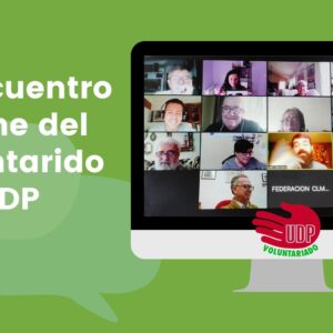 Imagen fotografía personas asistentes encuentro voluntariado UDP